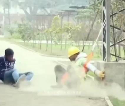 幸亏这同事头脑清醒动作快