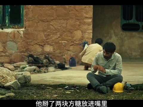 男子自费租发电机为陌生家庭夜间供电