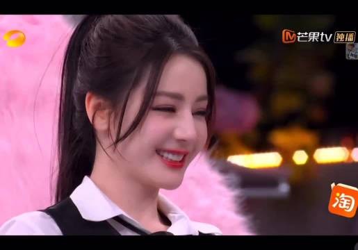 感我此言良久立!迪丽热巴 功夫女足 虽然不能同时拥有一切