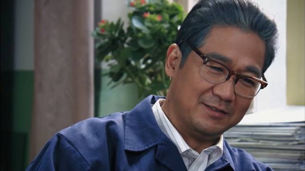 佟志升厂长,才觉得一切索然无味,当年不该和文丽闹