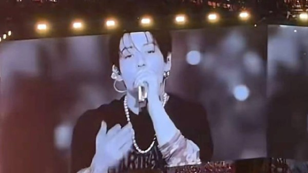BTS伦敦巡演首日，田柾国献唱个人单曲