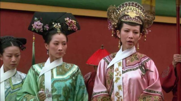 甄嬛被指重蹈覆辙沿用旧手段对付瓜尔佳氏
