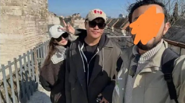 陈思诚和小21岁女友土耳其游玩