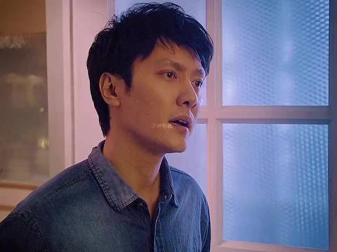 爱应该是互相迁就和理解,而不是压抑和束缚
