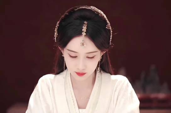 杨紫包场孟子义新片百花杀，两人曾合作沉香如屑
