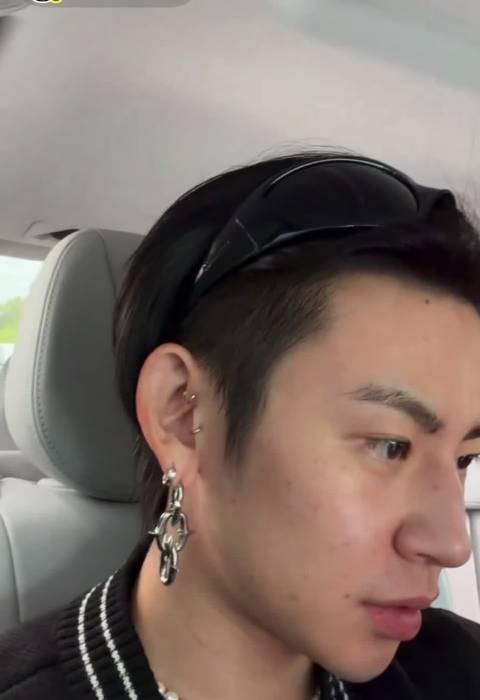 小鬼-王琳凯直播这素颜干干净净很耐看