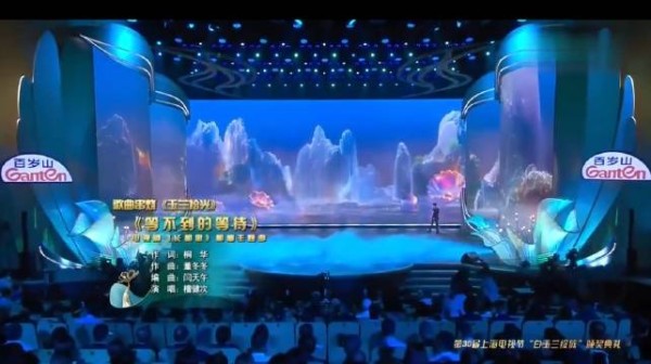 檀健次献唱《等不到的等待》歌声催泪引共鸣