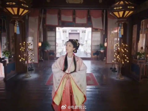 桐式共情力拉满，观众能透过表演体会范云散尽家财办学堂的赤诚