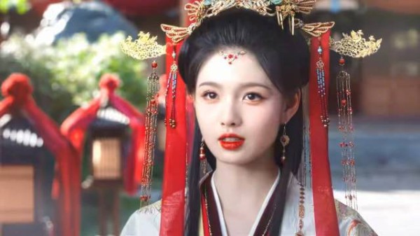 萧世子宠溺谢嘉鱼，冷面变脸助攻情书