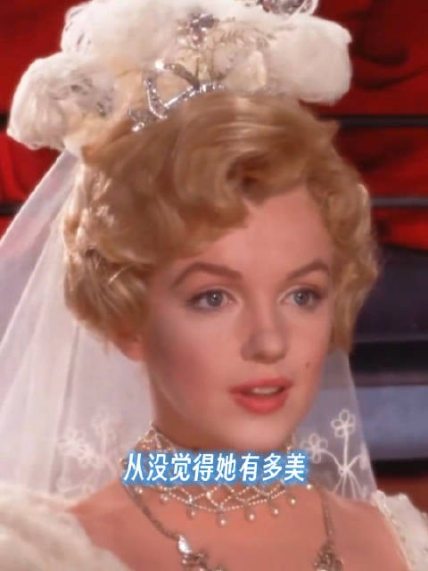 看完女摄镜头下的玛丽莲梦露,才发觉她的美貌