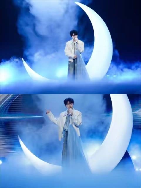 王俊凯新专辑《WJK》主打歌《steal the moon》湖南卫视首秀