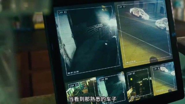 杀戮日杂货铺遭袭，莱尼驾车逆转战局