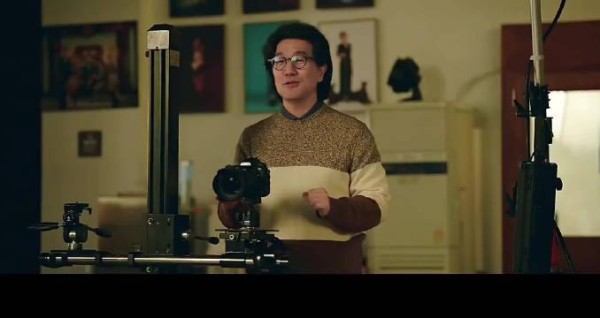 假扮一家人拍全家福 哈哈哈 月牙骨蹲着好搞笑
