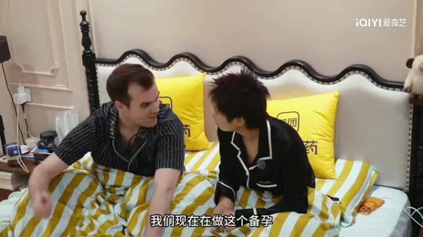 持续锁定《姐姐当家》，准备长期研究汤包的中文水平，期待两口子更多有趣对话