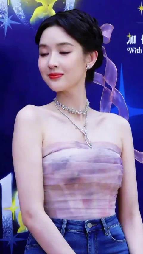 真妩媚妖娆 完美身材