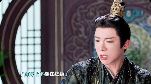 书卷一梦:笑不活了!好大一张床,四个人刚好凑一桌麻将
