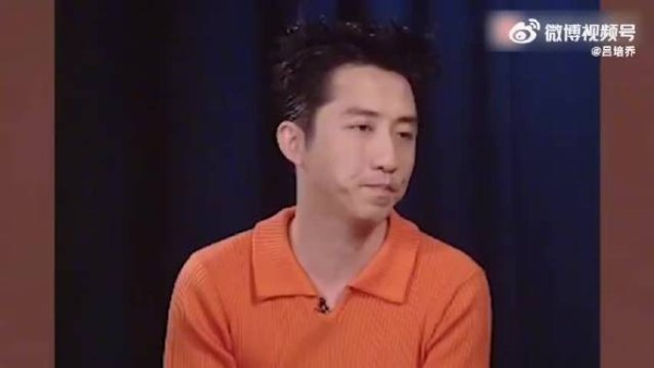 庾澄庆现场改编《吻别》成爵士版，慵懒唱腔自成风格