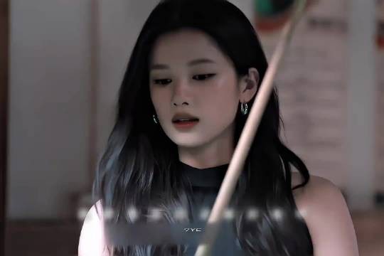 现在妹妹完全比格来着哈哈哈哈,就这样只对哥哥叛逆 把陈异吃的死死的