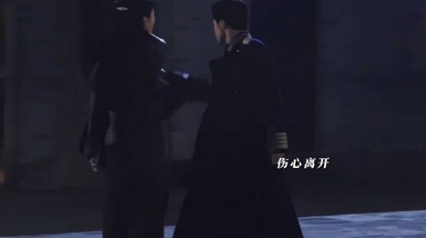 默默守护了她两世,苦等八十年终于看到她幸福平安