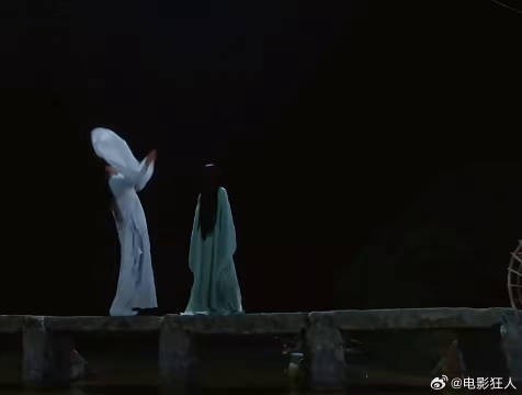 捋头发救人第一次见