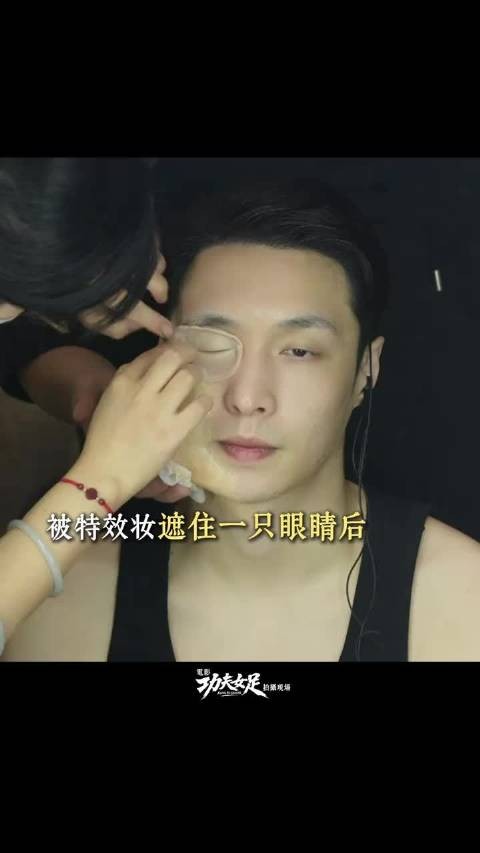 句句听不清,但句句有回应