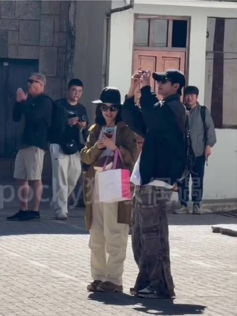 偶遇花儿与少年8邓为林依晨同框 好大一只的为子 邓为花少8路透