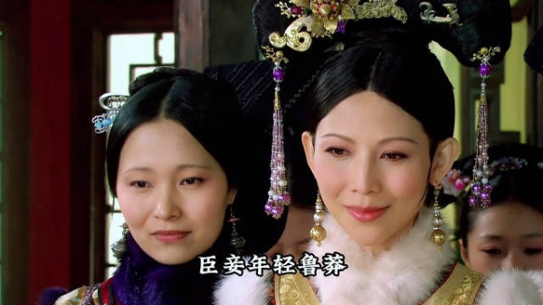 甄嬛不仅话说的漂亮,而且非常端庄稳重,难怪太后和皇帝都喜欢她