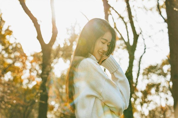 一男一女跨过这三条线，就不再是朋友了，心里默认是情人了