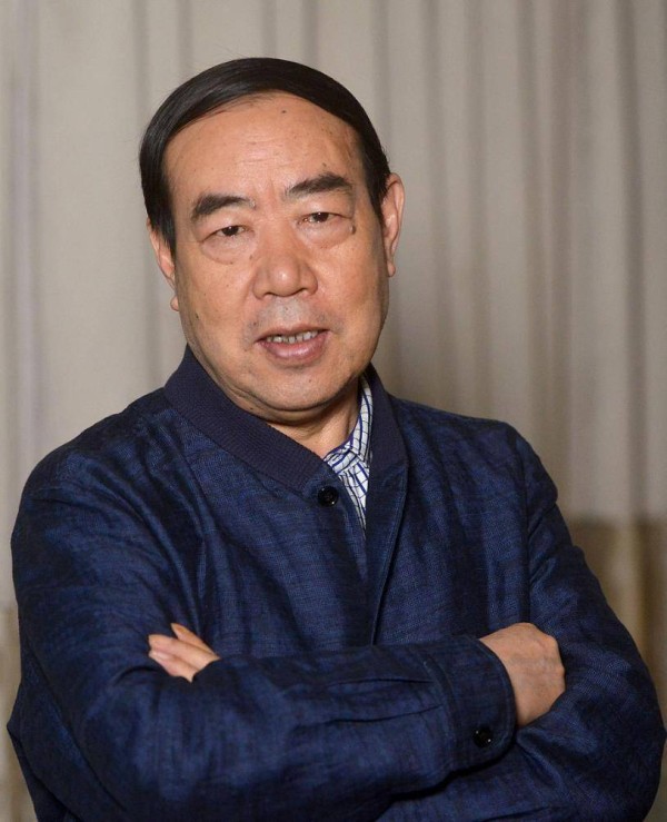 贾平凹撤换沿用60年红色刊名,私自改写《延河》封面,汤家凤炮轰:你没有这个资格