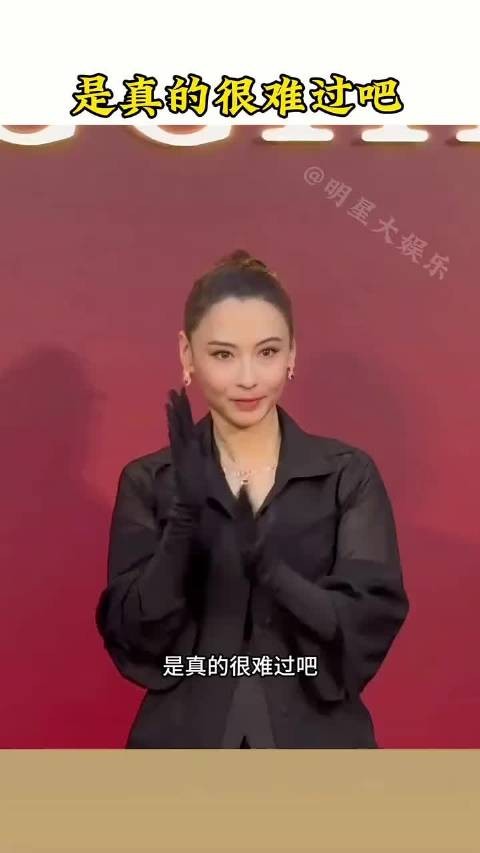 原来真正的怀念从不需要大肆宣扬,无声的才是最戳人的!