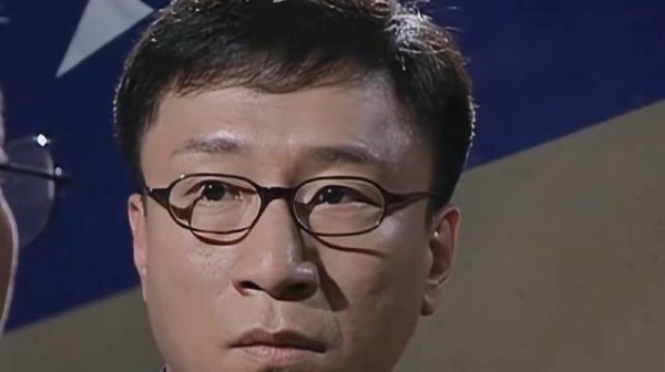 左蓝马奎同归于尽,余则成震惊不敢相信
