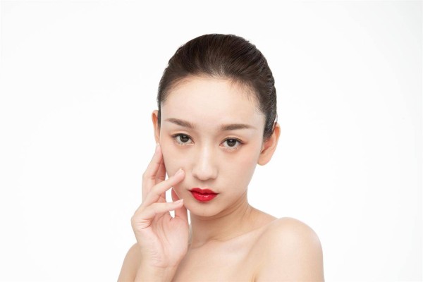 敢跟已婚男人搞到一起的已婚女人,都有这几样厉害的本事