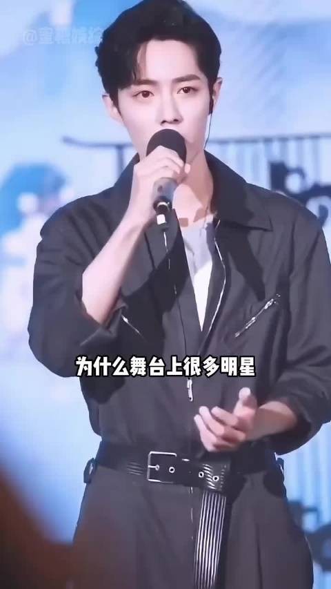 星演唱耳返摘除双刃剑，刘宇宁早期耳机案例揭示原因