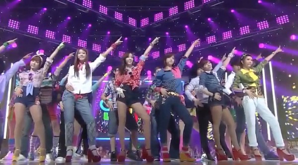 十五年前的今天(110724)，T-ara 带来《Roly Poly》的现场舞台并获得一位