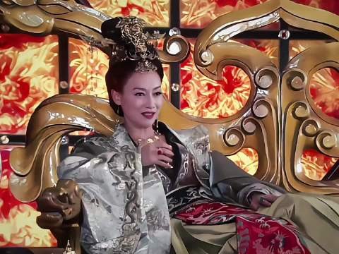 惠英红打戏优秀,文戏也很棒,这个女皇气场太强了,完全相信她是女帝!