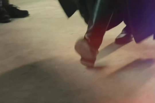 陈伟霆十年后再演张启山，军装长靴压迫感拉满
