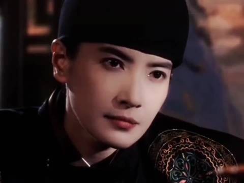 笑死!别把观众当傻子,没有骨相就别女扮男装了!
