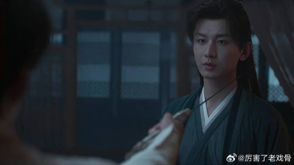 客栈惊现命案 方多病闯到李莲花房间看到这幕,当场发飙