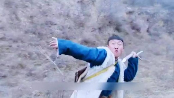 猎手布下机关陷阱，在荒林与鬼子决一死战