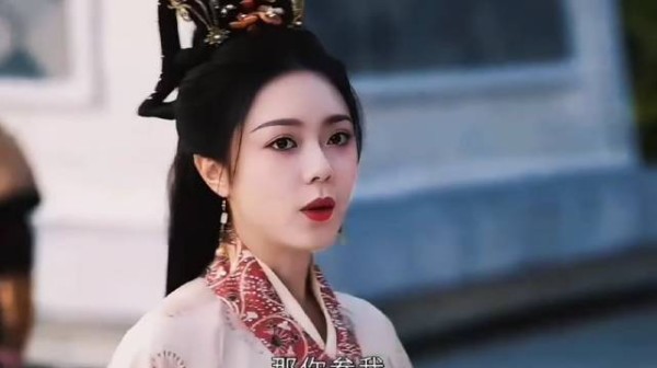 裴家真天大的胆子，嫡出的公主驸马，他们敢随便扣住打，还霸占家产