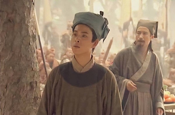 难怪水浒中，只有武松燕青柴进等12人得到善终，原来是有高人指点