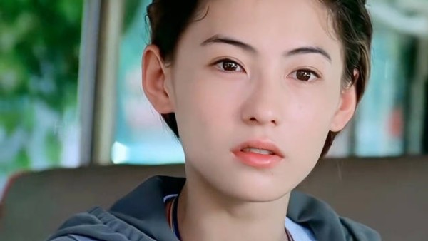 哪有母亲不爱孩子,张柏芝真的很重视自己的孩子,爱在细微处可以被看出来
