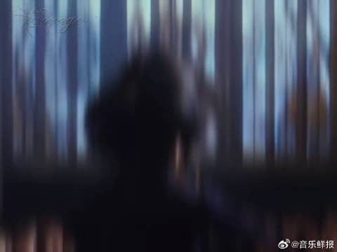 全网玩梗成真！尚雯婕斯内普造型亮相，自带阴郁氛围感，这适配度我直接看呆了