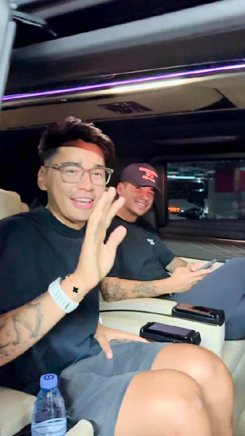 刘少林刘少昂兄弟合体抵达