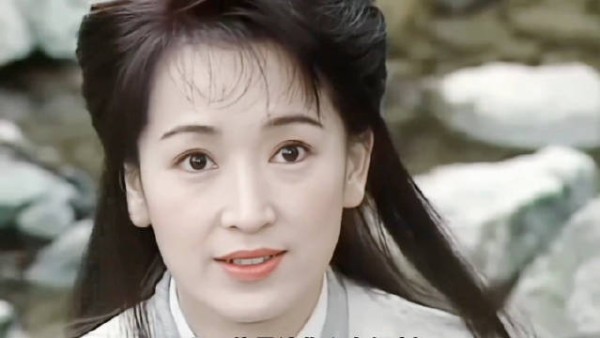 当年这部剧里的女性角色个个都是大美人，却个个都为情所困！