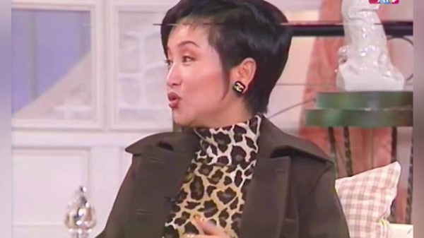 狄波拉谈与谢贤离婚的真正原因：谢贤对她不够欣赏，而她在婚姻中感到被忽视！