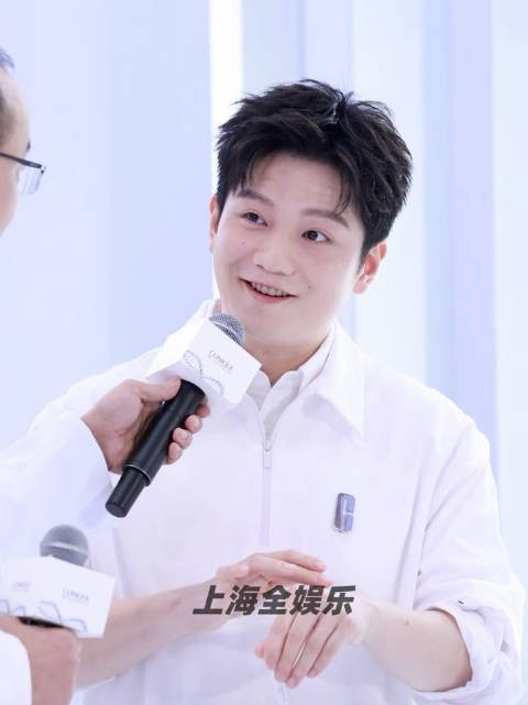 小孩你小表情给我萌晕了