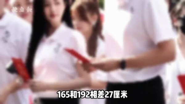 白鹿单飞首战遇强敌，搭档TVB高海宁飙戏