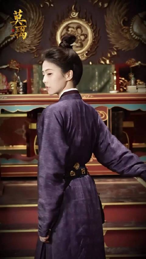 白鹿演绎叶璃,碎玉为刃织雾成甲
