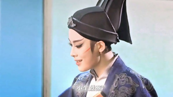 亦正亦邪的阴湿男鬼